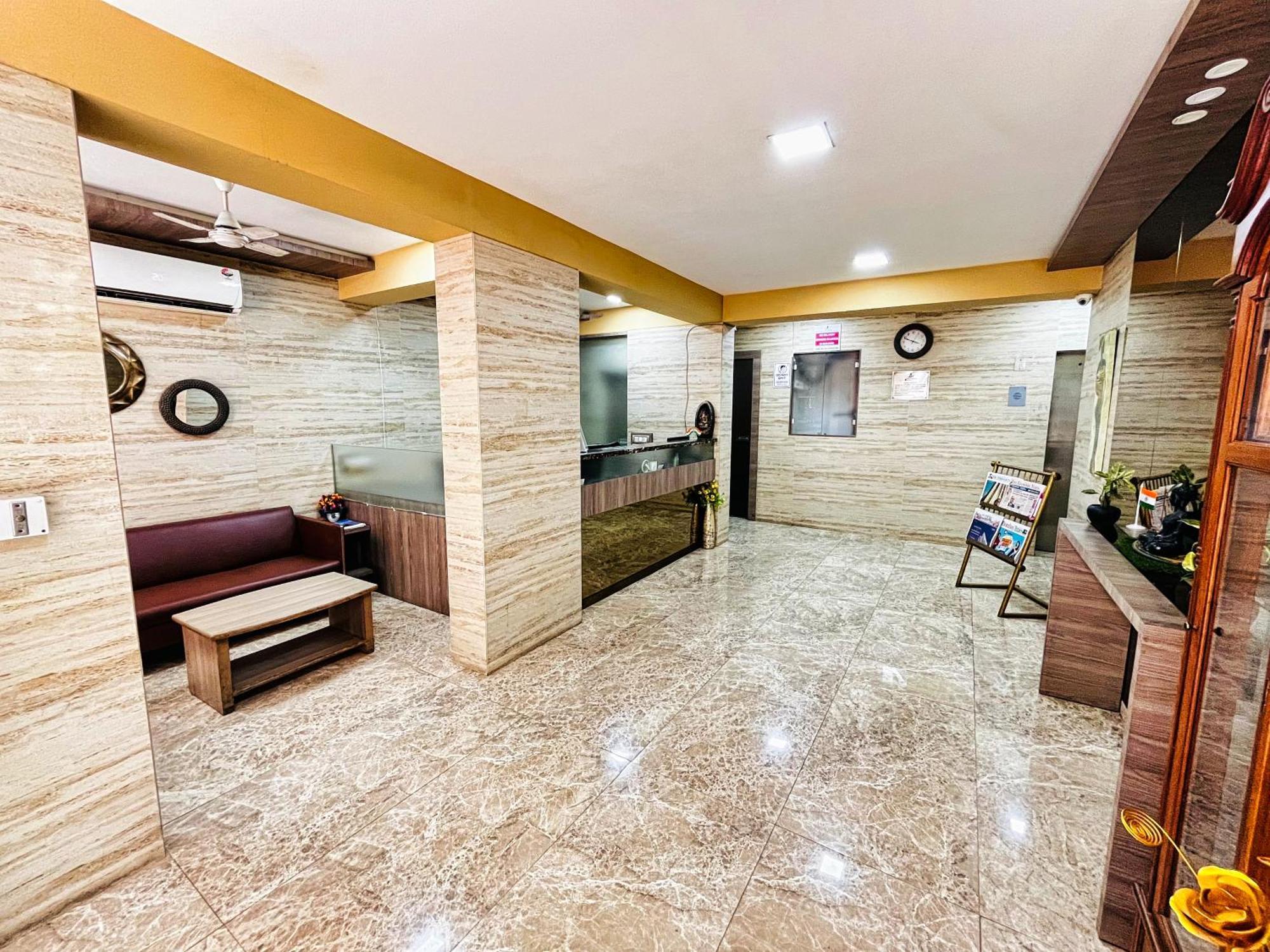 Maxxvalue - Service Apartment Marol Мумбай Екстериор снимка