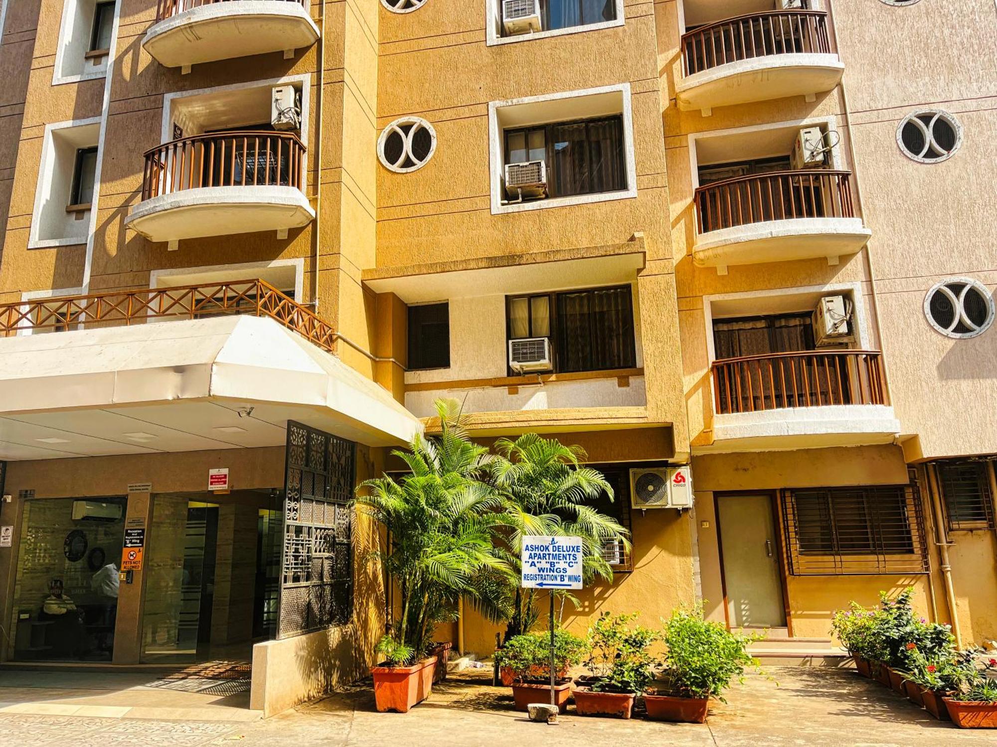 Maxxvalue - Service Apartment Marol Мумбай Екстериор снимка